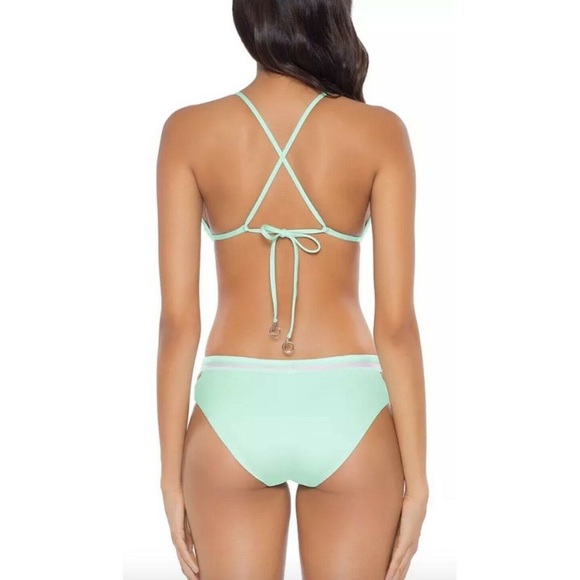 Bikini 🌸 - Picture 4 of 5